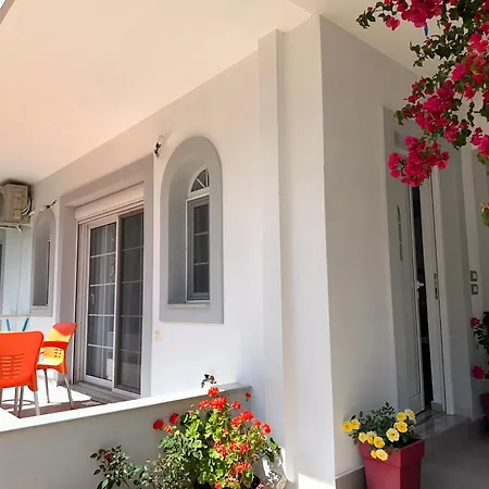 Elisabeth Apartments Sarande Exterior photo